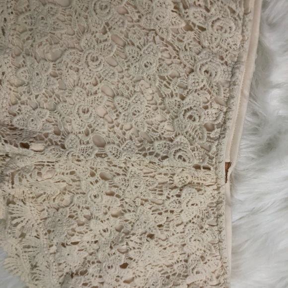 Shorts - Picture 5 of 6